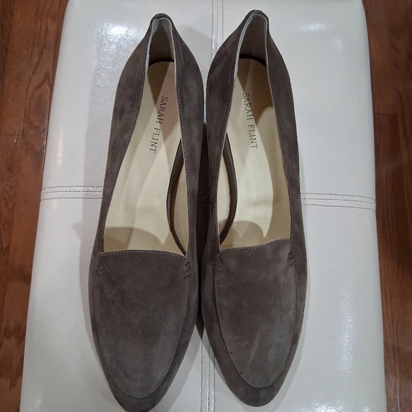 Sarah Flint Rosie Loafer in Taupe Suede Size 11 NWOT - Picture 9 of 10